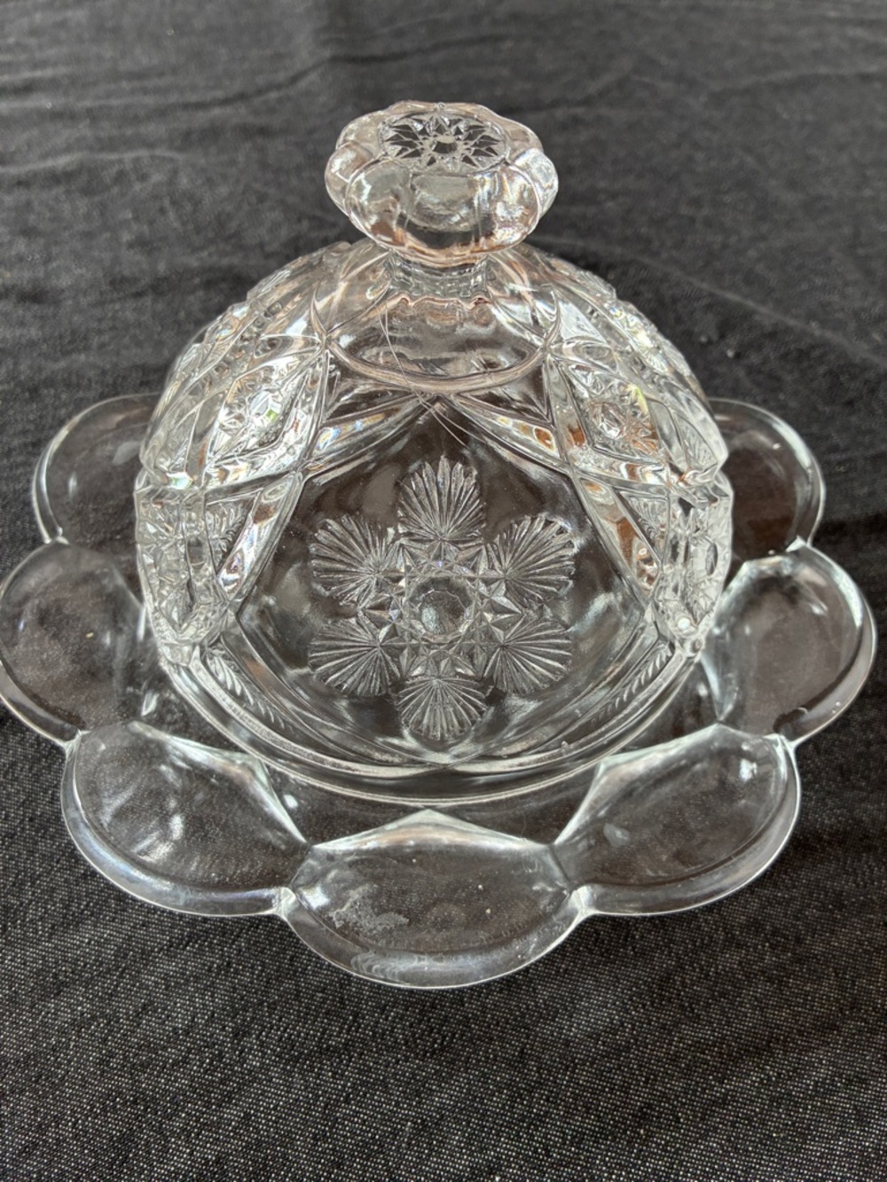 Clear Floral Pressed Glass Butter Dish with Dome Lid. Ventige - Picture 1 of 2